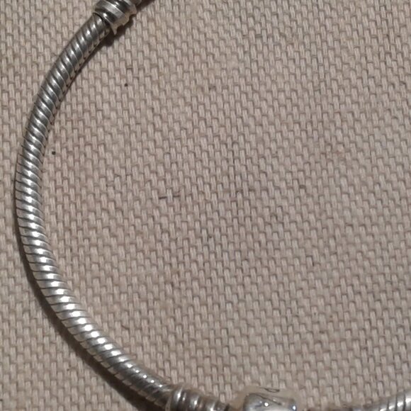 NEW! Pandora Bracelet Only Barrel Clasp - Lower Price - Picture 4 of 16